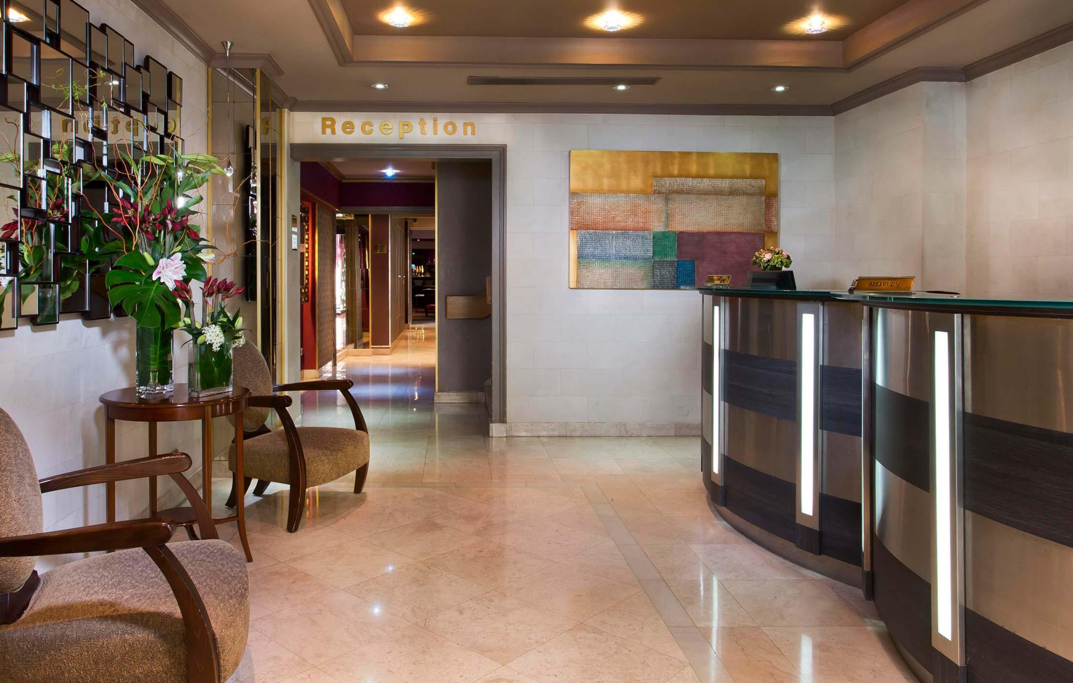 Hotel Le Pera Paris Bagian luar foto
