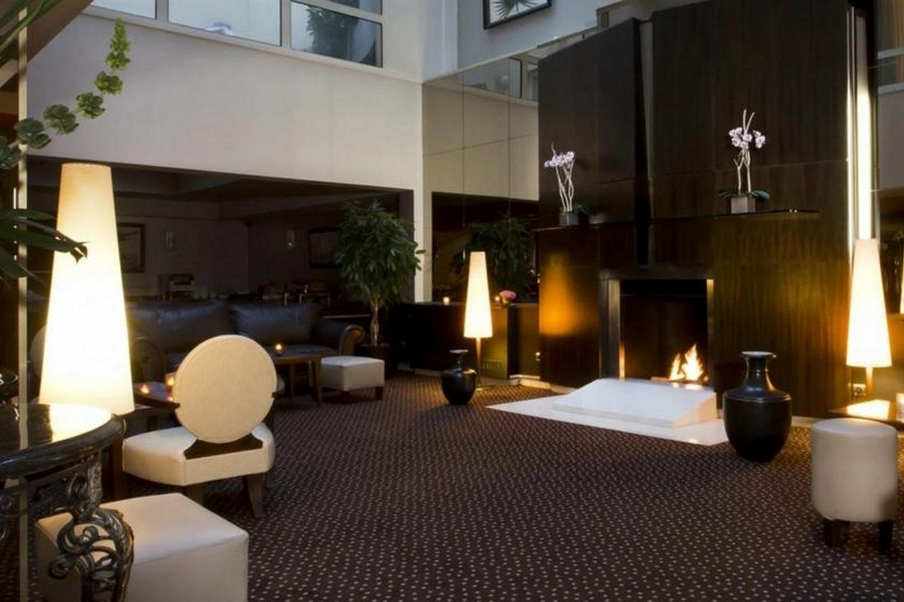 Hotel Le Pera Paris Bagian luar foto